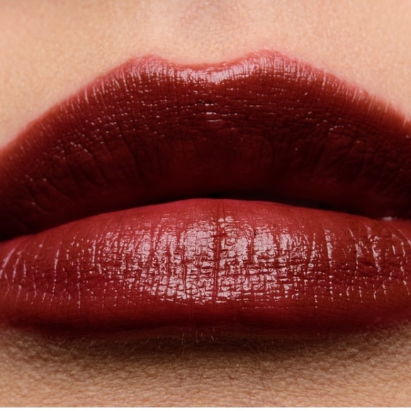 MAC LOVE ME LIPSTICK - DGAF(424) - Picture 4 of 5